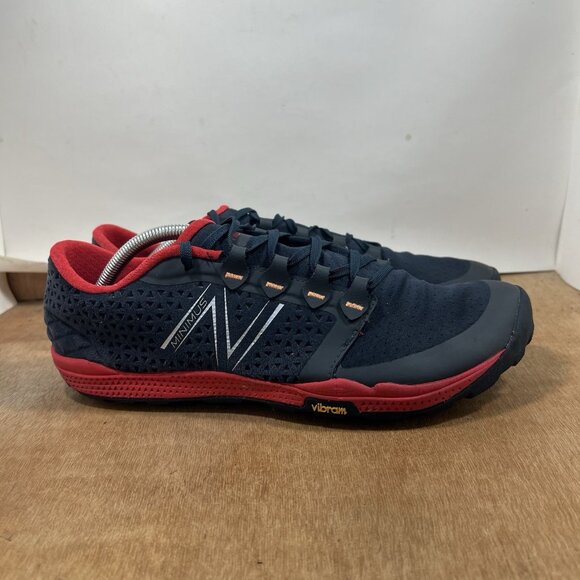 New Balance Minimus 10v4 Vibram Shoes Navy Red Training MT10BR4 Mens Size 12.5 - Picture 1 of 9